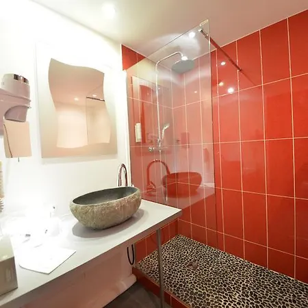 Bomotel Hotel 3*