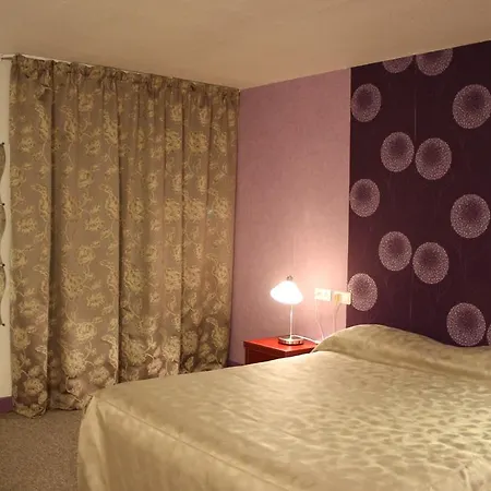 Bomotel Montluçon