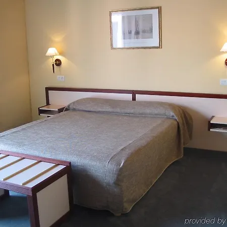 Bomotel